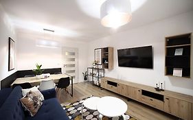 Raul'S Apartament - 3 Rooms